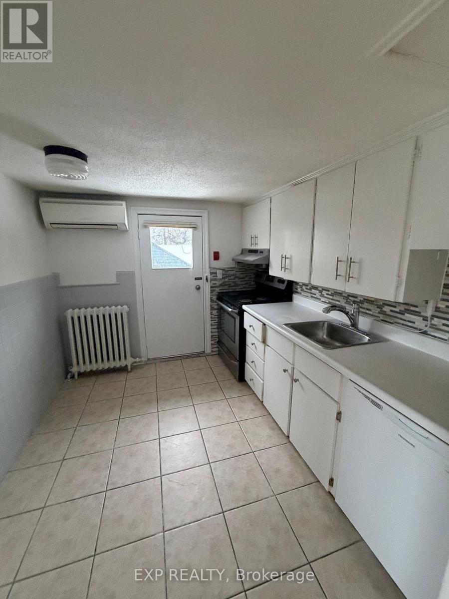 1 - 354 Annette Street, Toronto, Ontario  M6P 1R5 - Photo 11 - W12812966