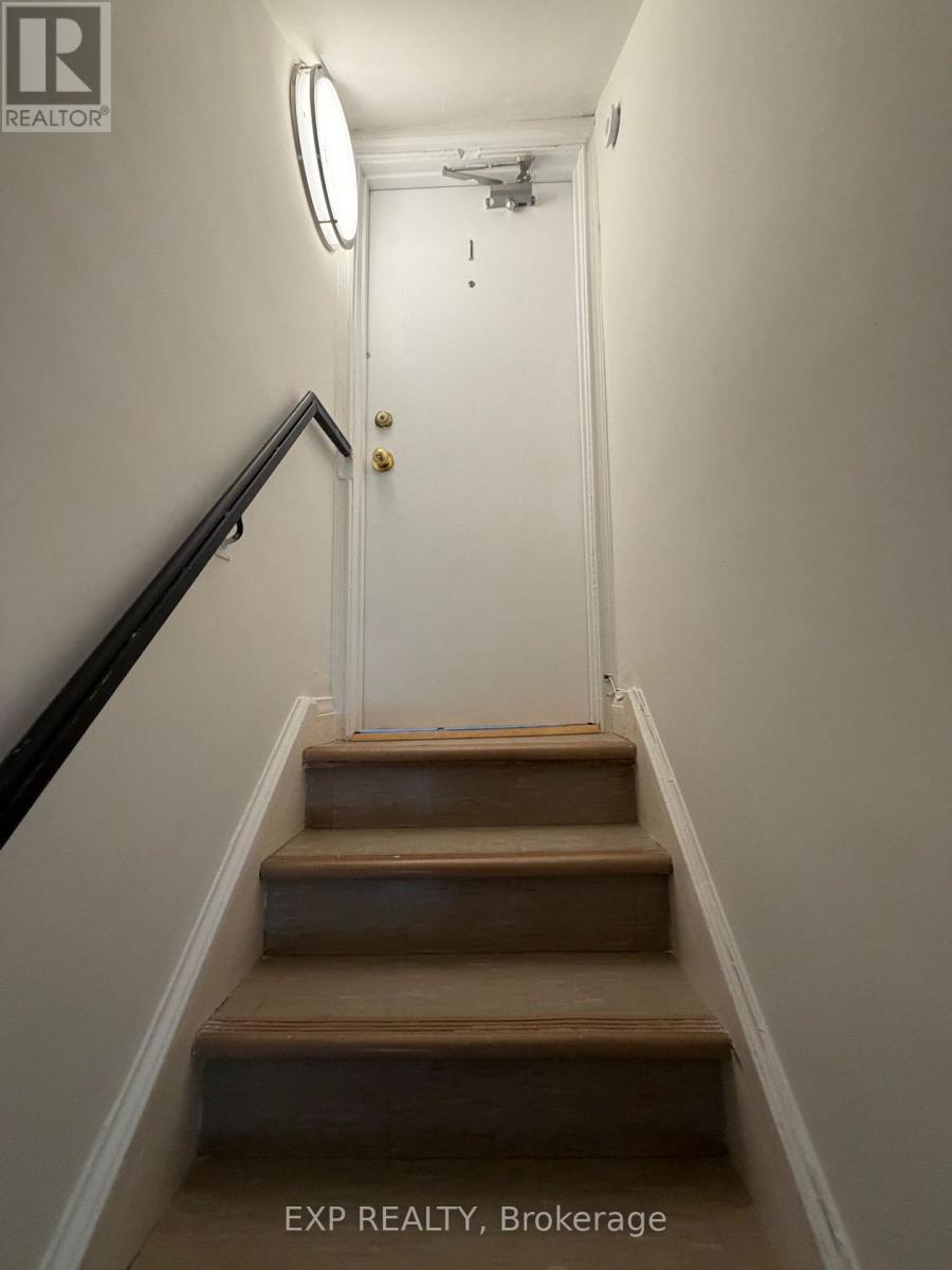 1 - 354 Annette Street, Toronto, Ontario  M6P 1R5 - Photo 9 - W12812966