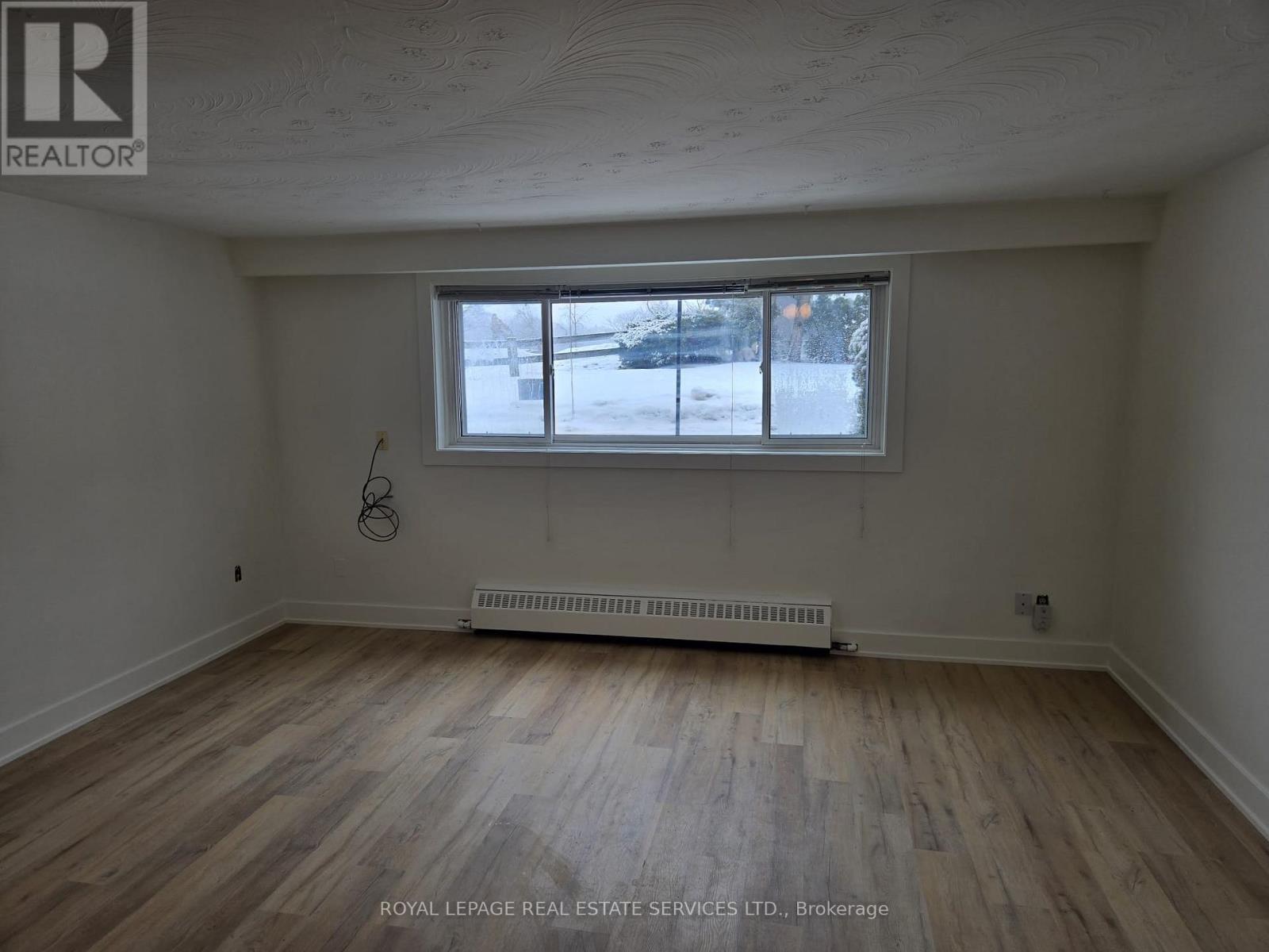 1 - 52 Peter Street, Mississauga, Ontario  L5H 2G8 - Photo 4 - W12812968