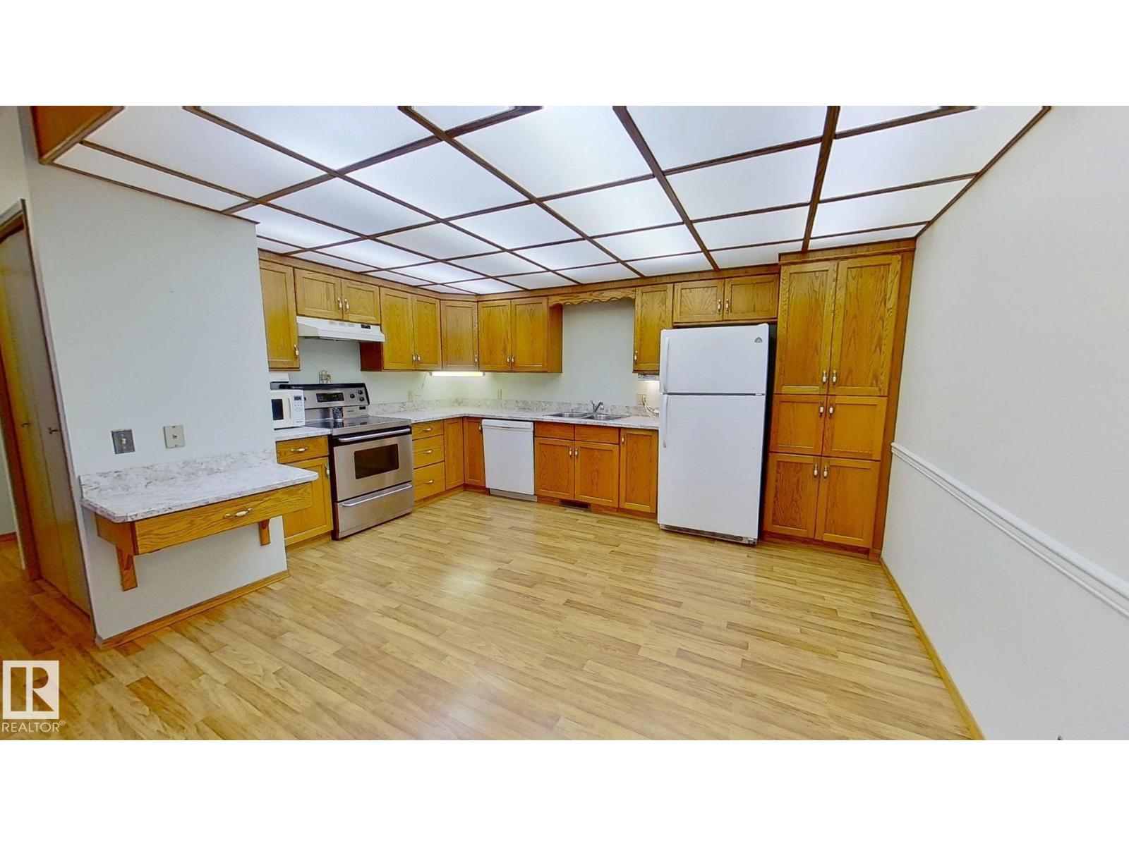 3924 56a Street Cl, Camrose, Alberta  T4V 4L1 - Photo 6 - E4460196