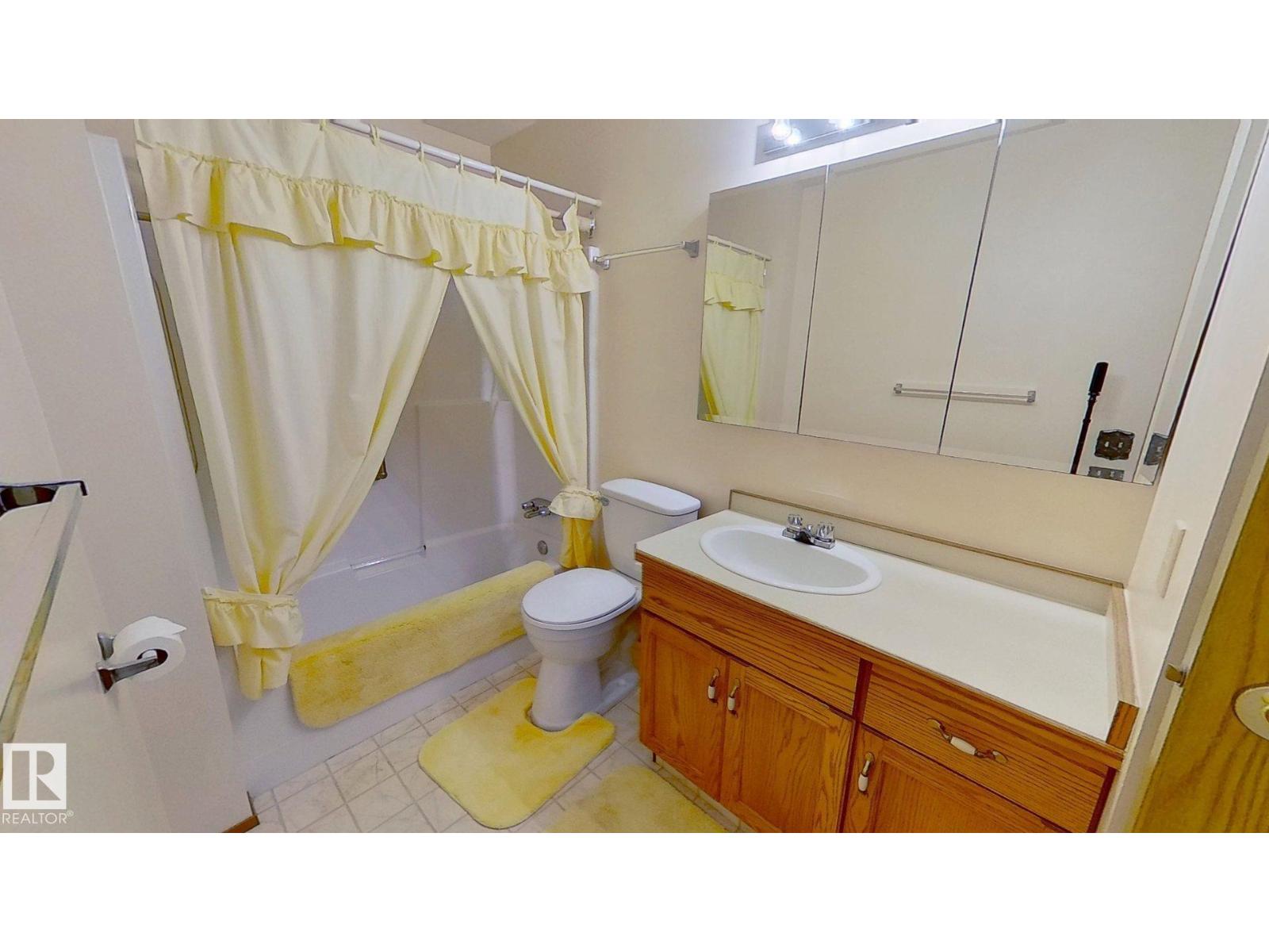 3924 56a Street Cl, Camrose, Alberta  T4V 4L1 - Photo 10 - E4460196