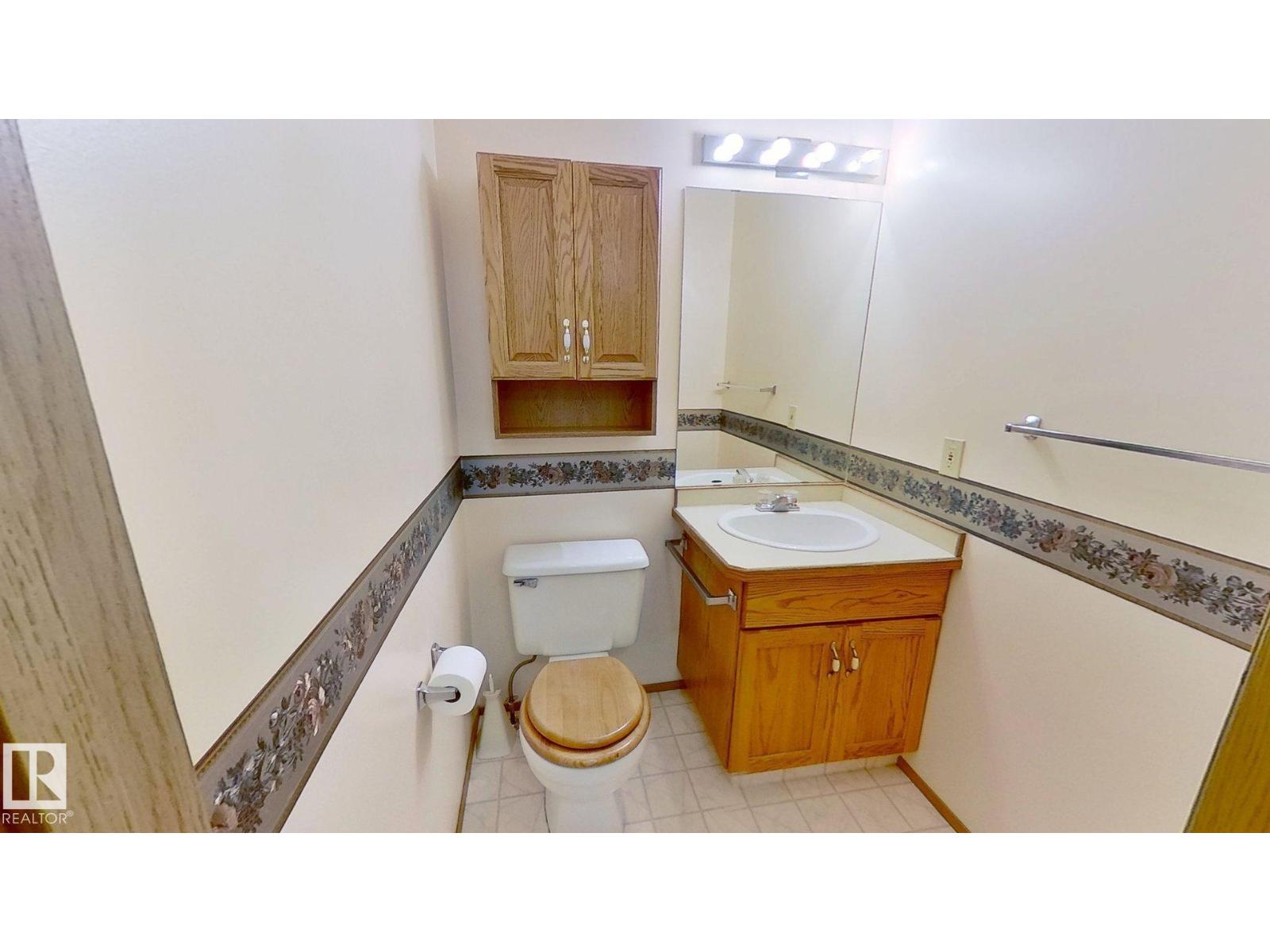 3924 56a Street Cl, Camrose, Alberta  T4V 4L1 - Photo 7 - E4460196