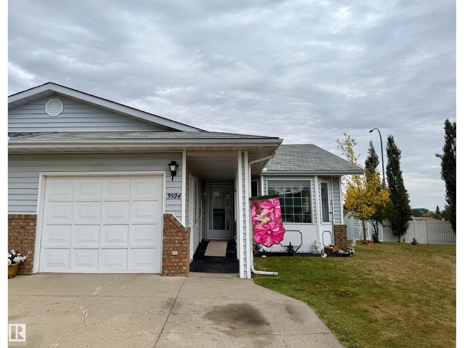 3924 56a Street Cl, Camrose, Alberta  T4V 4L1 - Photo 1 - E4460196