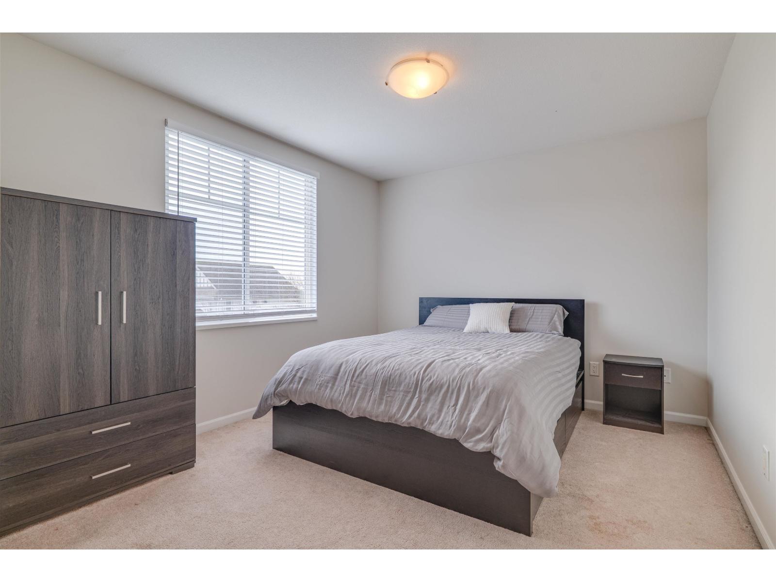 20199 70a Avenue, Langley, British Columbia  V2Y 2Y6 - Photo 9 - R3090166