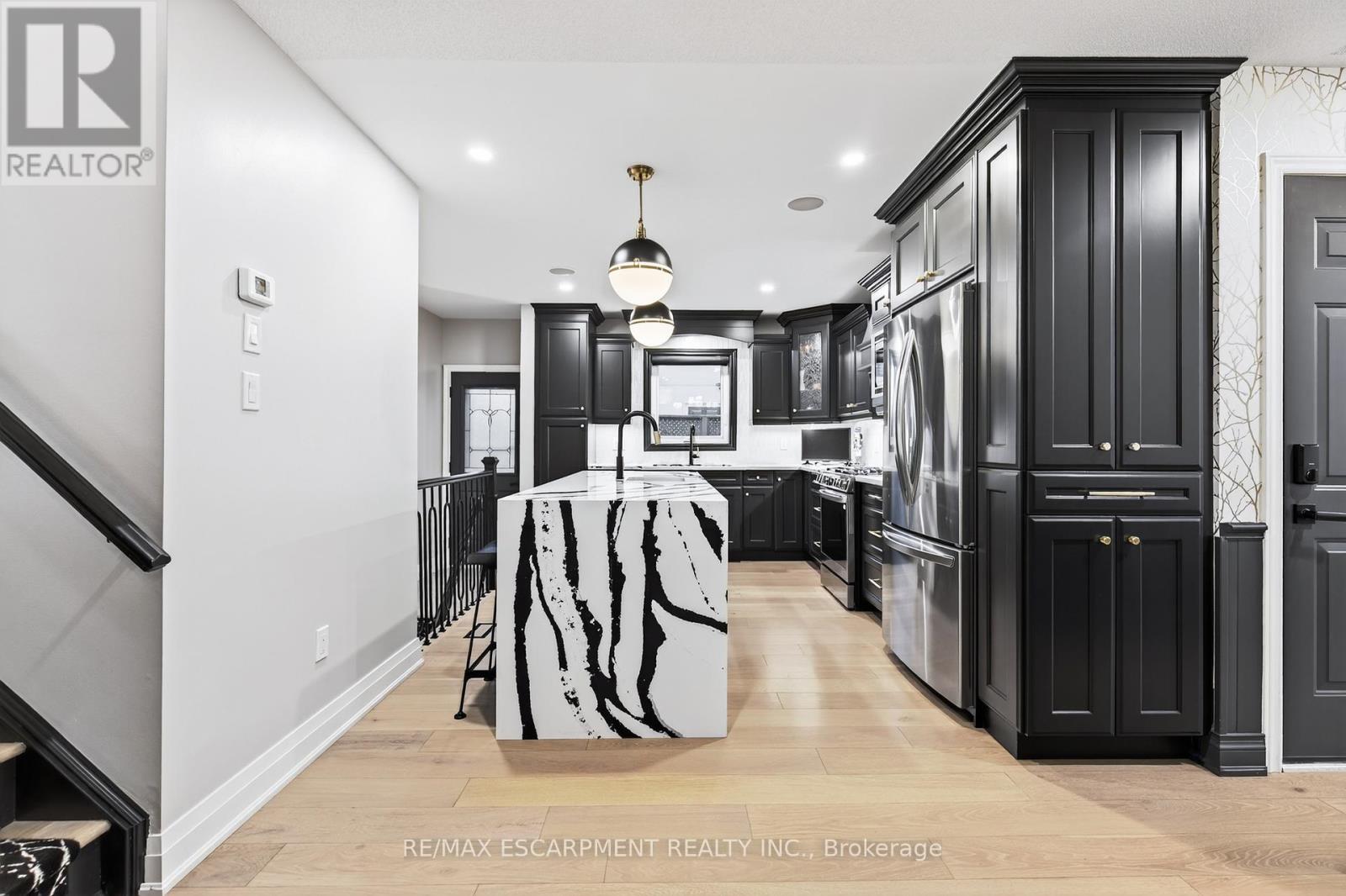 7 Waterside Drive, Hamilton, Ontario  L8E 5T9 - Photo 16 - X12812870