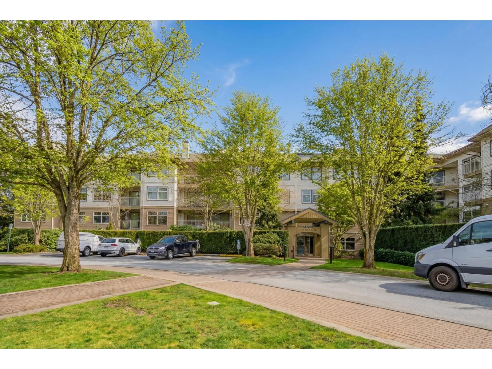 417 15210 Guildford Drive, Surrey, British Columbia  V3R 0X7 - Photo 24 - R3092551