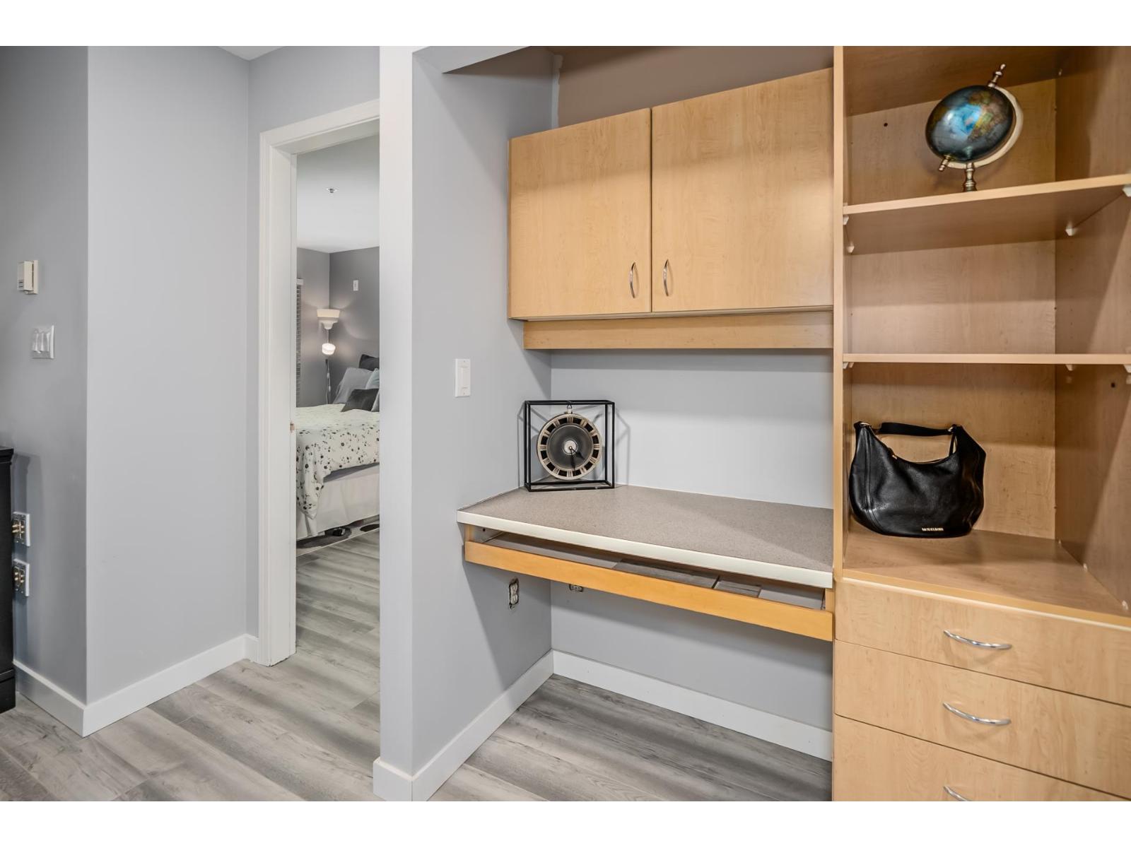 417 15210 Guildford Drive, Surrey, British Columbia  V3R 0X7 - Photo 16 - R3092551