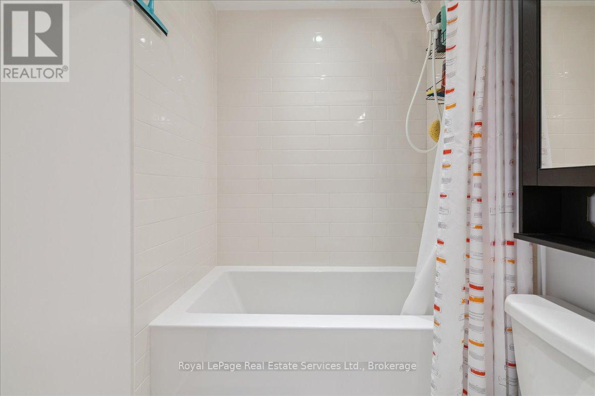 1902 - 65 Speers Road, Oakville, Ontario  L6K 3V5 - Photo 36 - W12813010