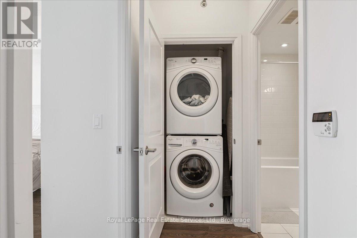 1902 - 65 Speers Road, Oakville, Ontario  L6K 3V5 - Photo 37 - W12813010