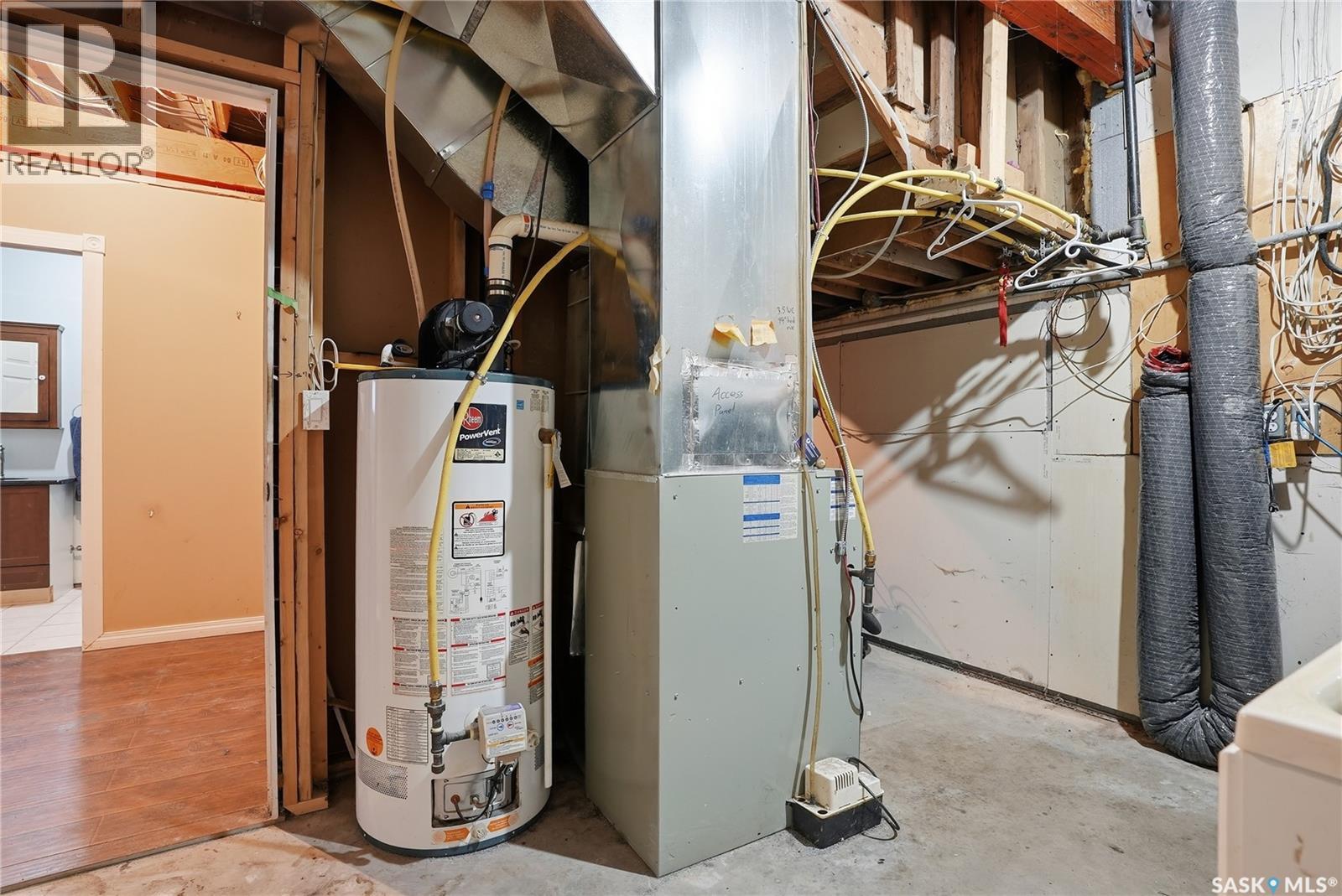 5 4th Avenue N, Martensville, Saskatchewan  S7K 1X2 - Photo 37 - SK029046