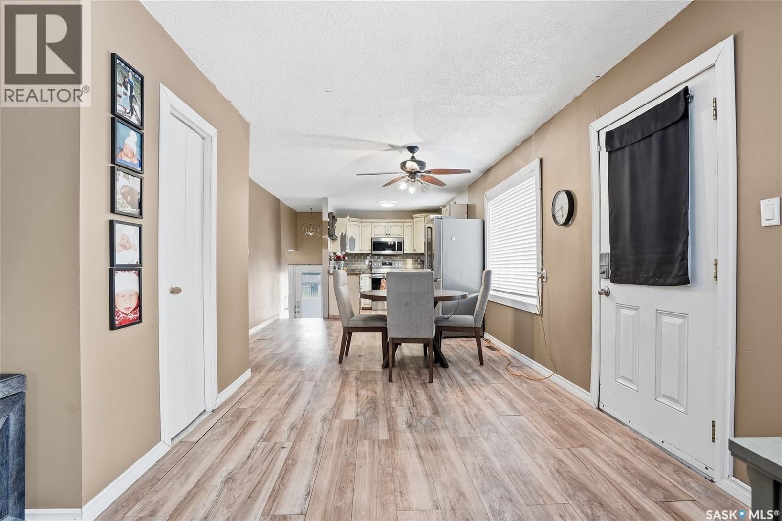 5 4th Avenue N, Martensville, Saskatchewan  S7K 1X2 - Photo 7 - SK029046