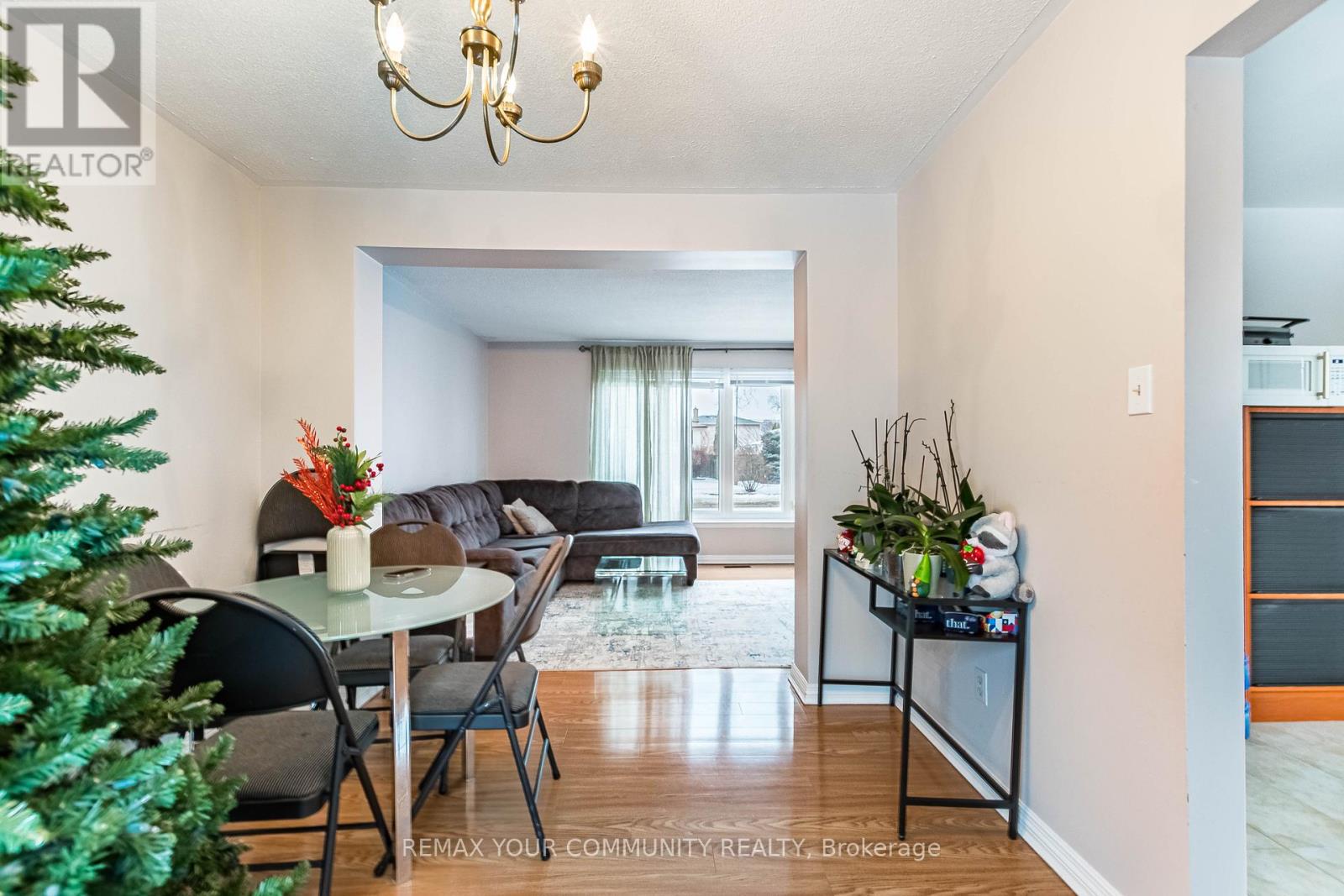 2202 Bridge Road, Oakville, Ontario  L6L 2G3 - Photo 17 - W12811124