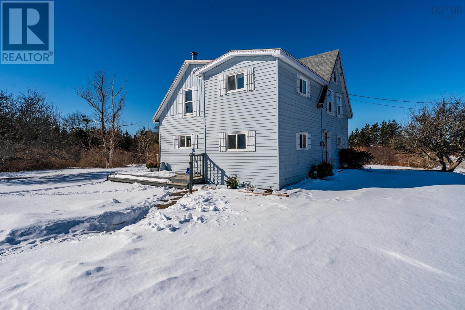 90 Oak Park Road, East Pubnico, Nova Scotia  B0W 2A0 - Photo 37 - 202603266