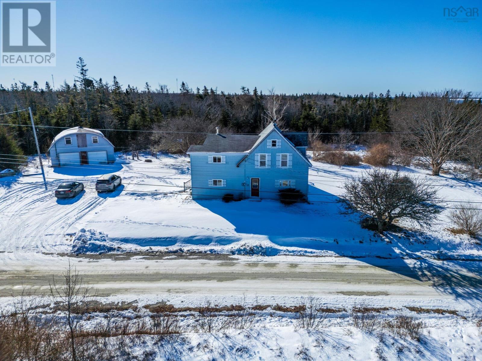 90 Oak Park Road, East Pubnico, Nova Scotia  B0W 2A0 - Photo 9 - 202603266