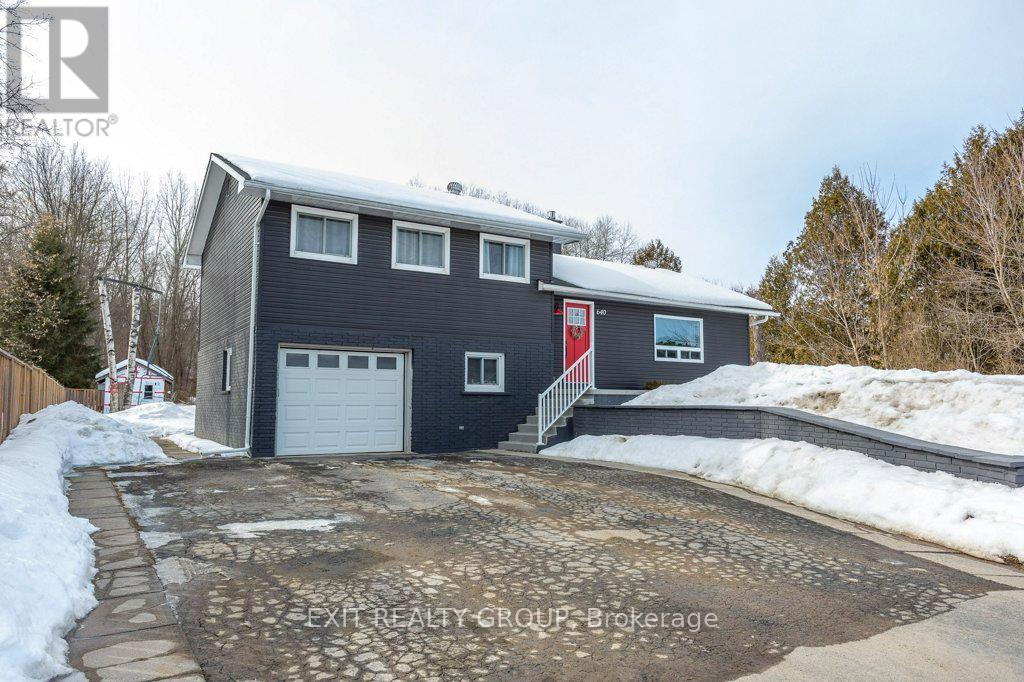 640 Victoria Street N, Tweed, Ontario  K0K 3J0 - Photo 1 - X12813016