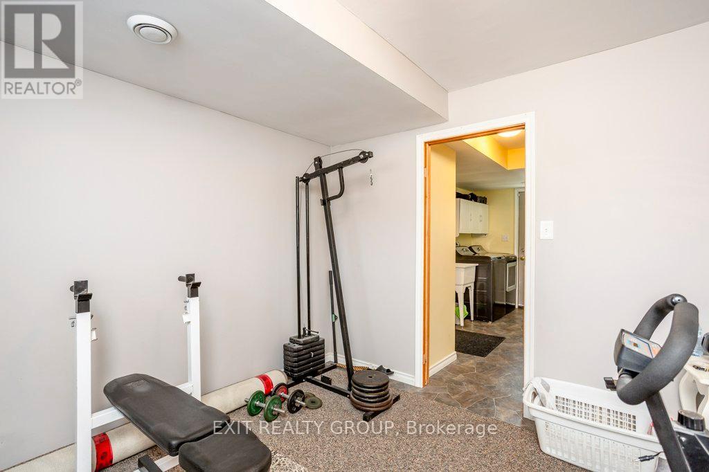 640 Victoria Street N, Tweed, Ontario  K0K 3J0 - Photo 25 - X12813016