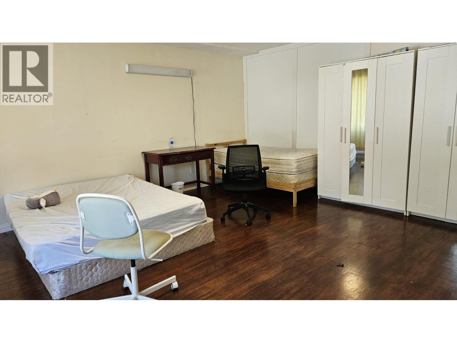 156 W 62nd Avenue, Vancouver, British Columbia  V5X 2E1 - Photo 16 - R3050031