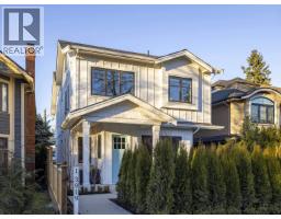 1 3919 W 18TH AVENUE, Vancouver, British Columbia