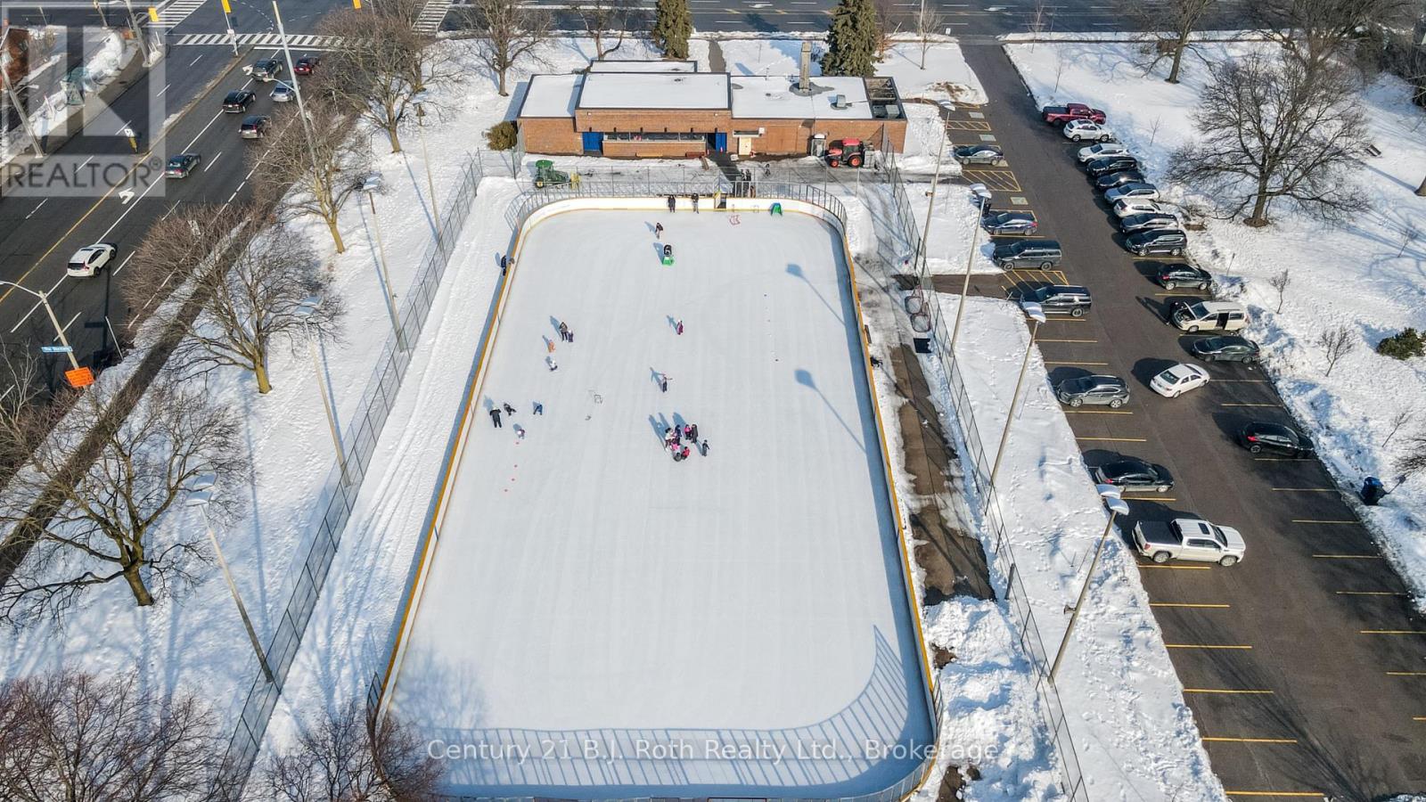 156 The Westway, Toronto, Ontario  M9P 2C1 - Photo 23 - W12810488