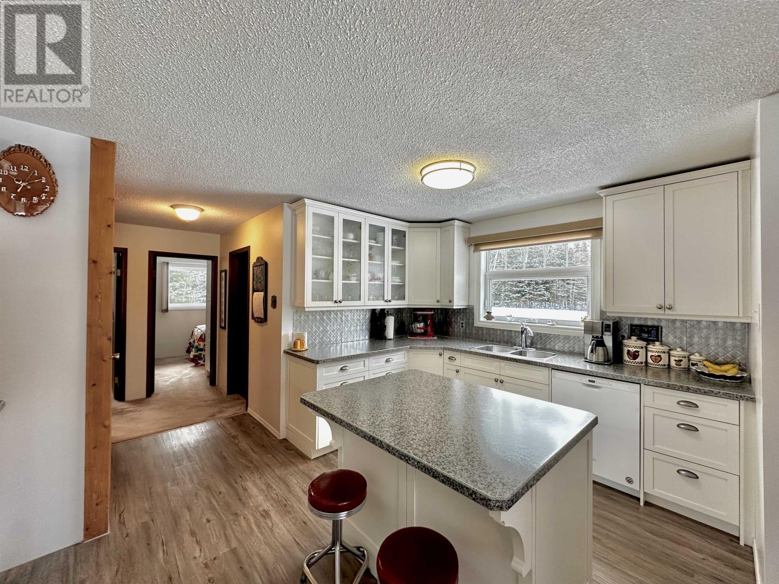 2353 Reddit Rd, Kenora, Ontario  P9N 0E6 - Photo 16 - TB2600284