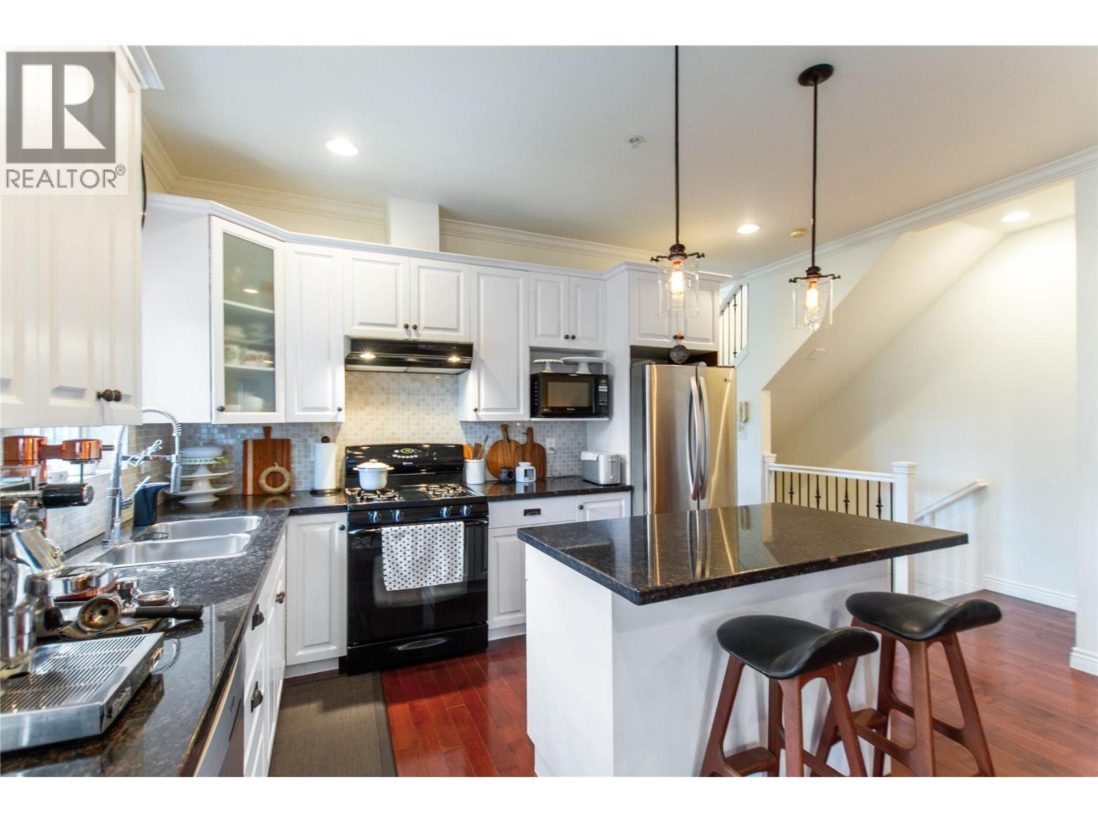 3150 Fromme Road, North Vancouver, British Columbia  V7K 2C9 - Photo 10 - R3092519