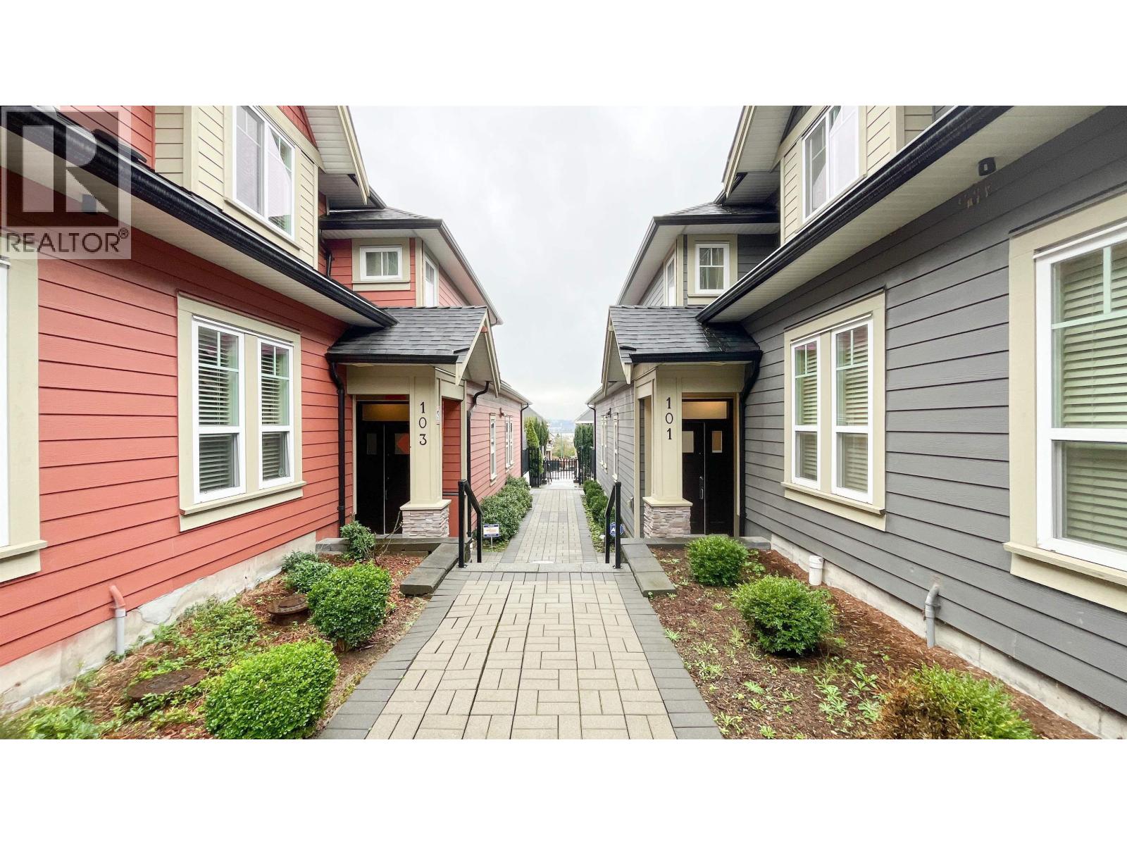 101 910 Delestre Avenue, Coquitlam, British Columbia  V3K 2G6 - Photo 1 - R3092520