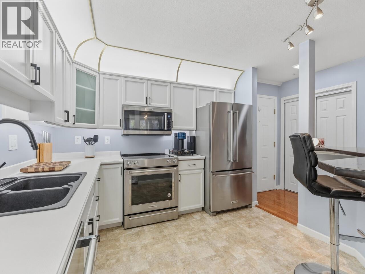 410 68 Richmond Street, New Westminster, British Columbia  V3L 5S2 - Photo 4 - R3092543