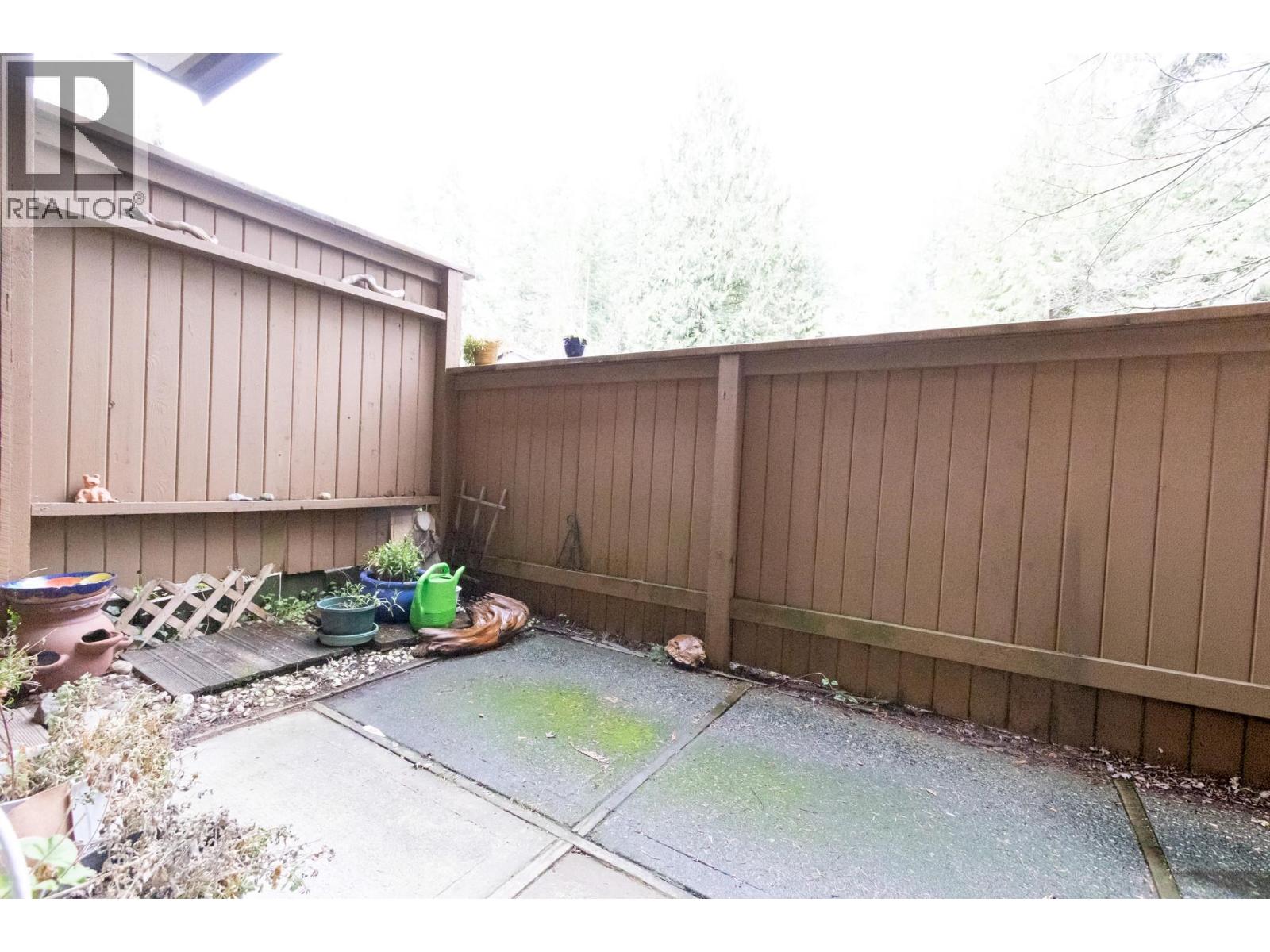 2050 Purcell Way, North Vancouver, British Columbia  V7J 3K3 - Photo 10 - R3092544