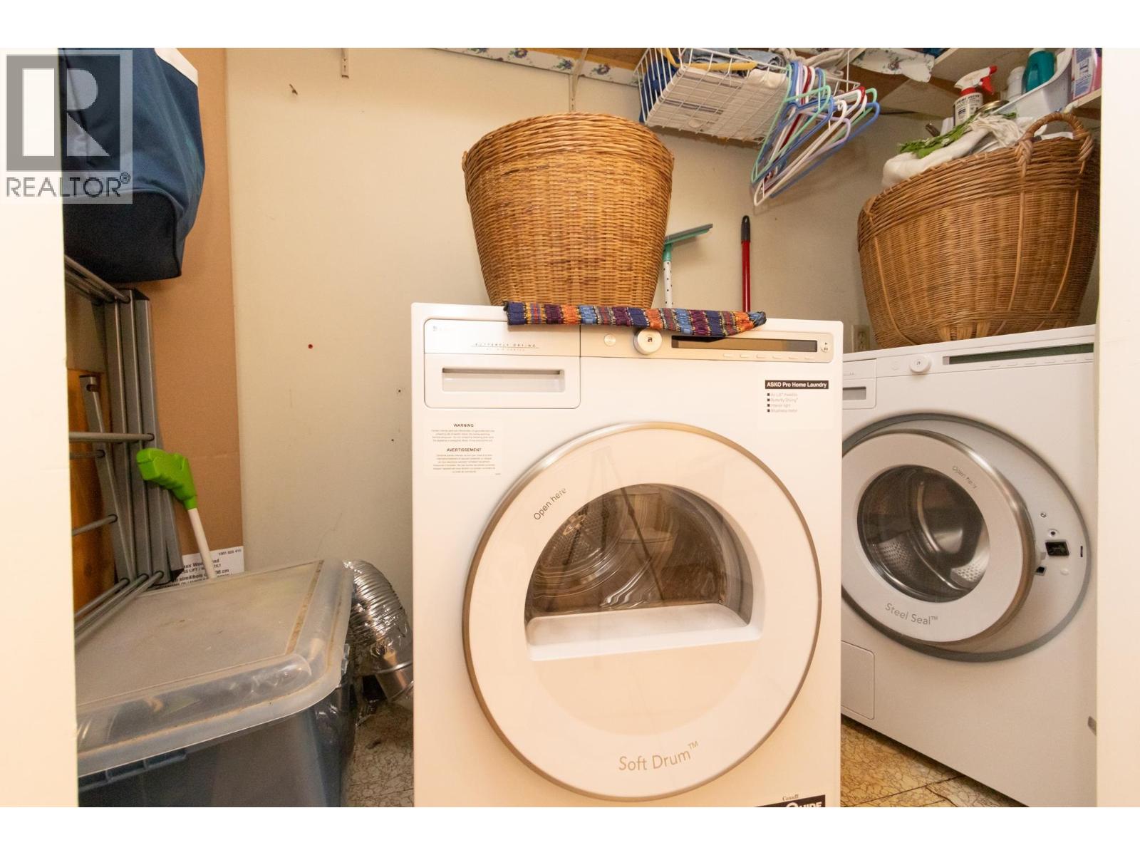 2050 Purcell Way, North Vancouver, British Columbia  V7J 3K3 - Photo 13 - R3092544