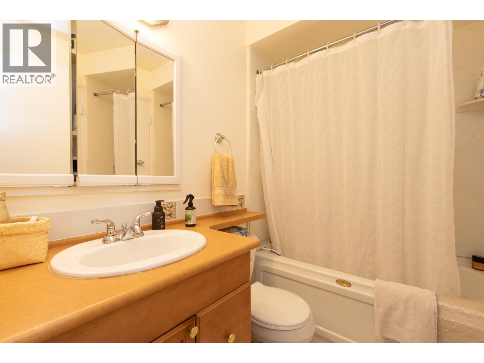 2050 Purcell Way, North Vancouver, British Columbia  V7J 3K3 - Photo 17 - R3092544