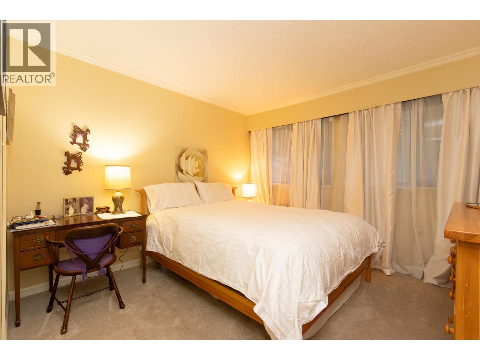 2050 Purcell Way, North Vancouver, British Columbia  V7J 3K3 - Photo 18 - R3092544