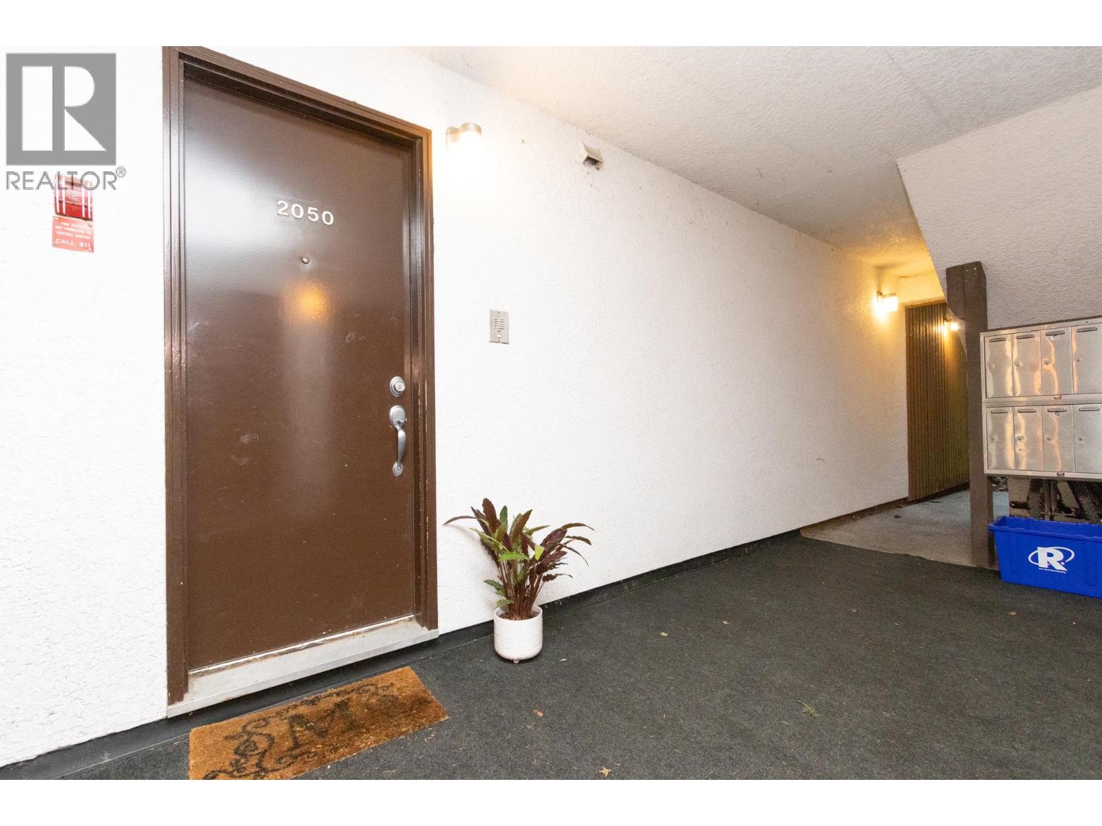 2050 Purcell Way, North Vancouver, British Columbia  V7J 3K3 - Photo 23 - R3092544