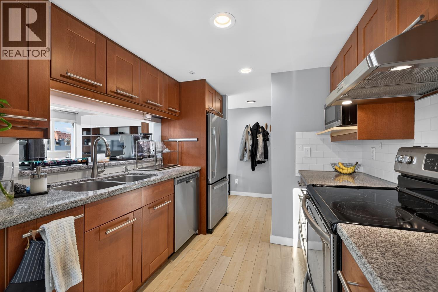 1201 183 Keefer Place, Vancouver, British Columbia  V6B 6B9 - Photo 3 - R3092547