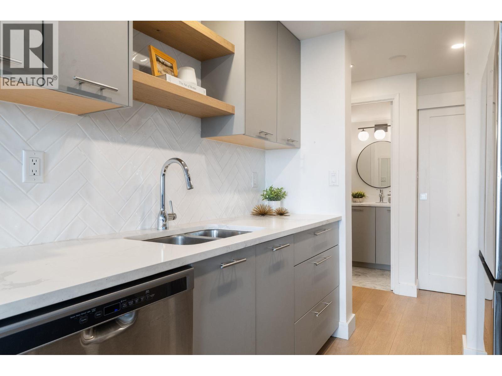 905 110 W 4th Street, North Vancouver, British Columbia  V7M 3H3 - Photo 17 - R3092555