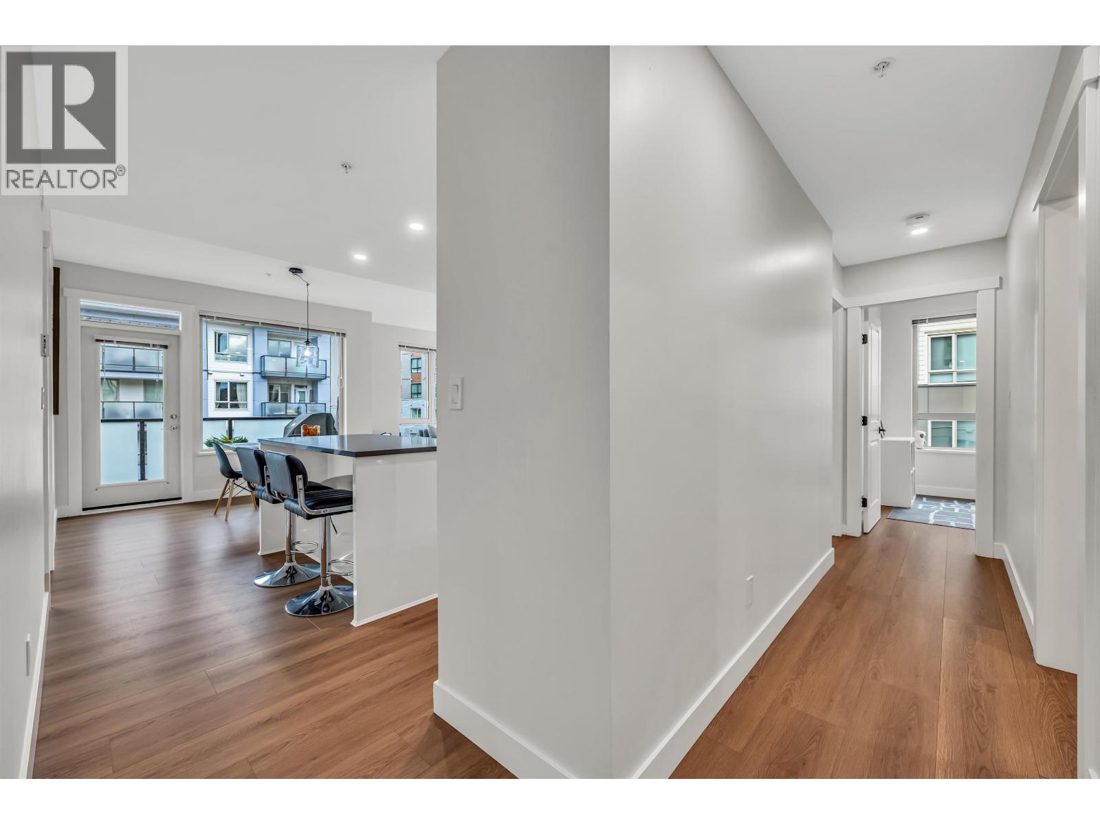 404 2632 Library Lane, North Vancouver, British Columbia  V7J 0B8 - Photo 26 - R3092557