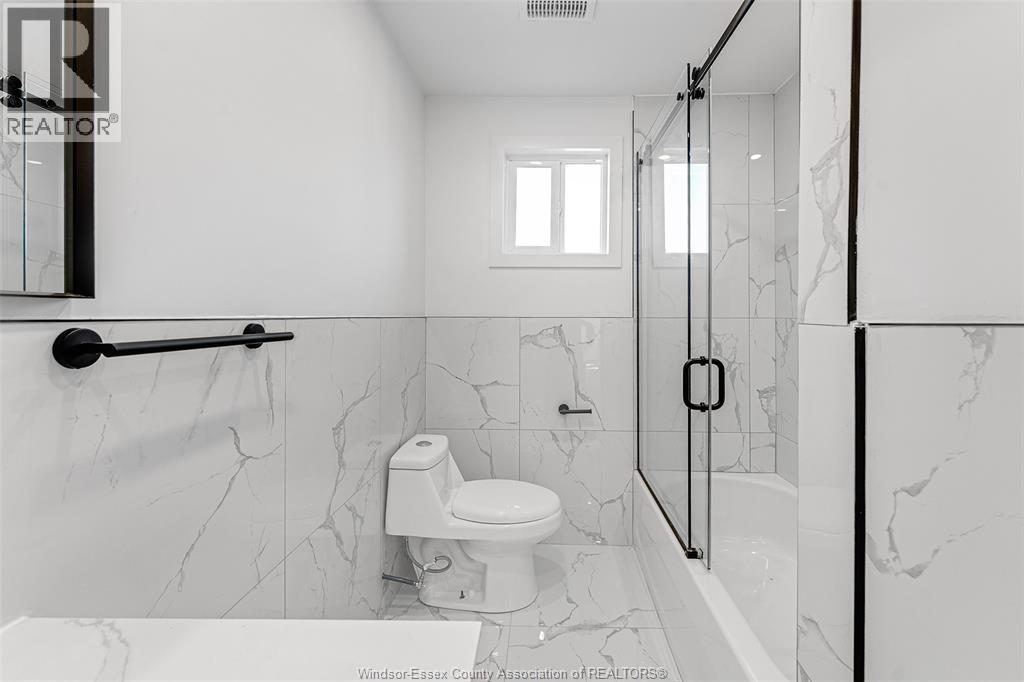 409 Hall Unit# B, Windsor, Ontario N9A 2L7 - Photo 8 - 26003806