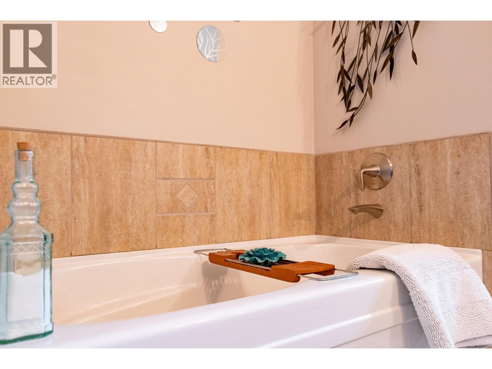 11023 114 Avenue, Fort St. John, British Columbia  V1J 6W3 - Photo 14 - R3091993