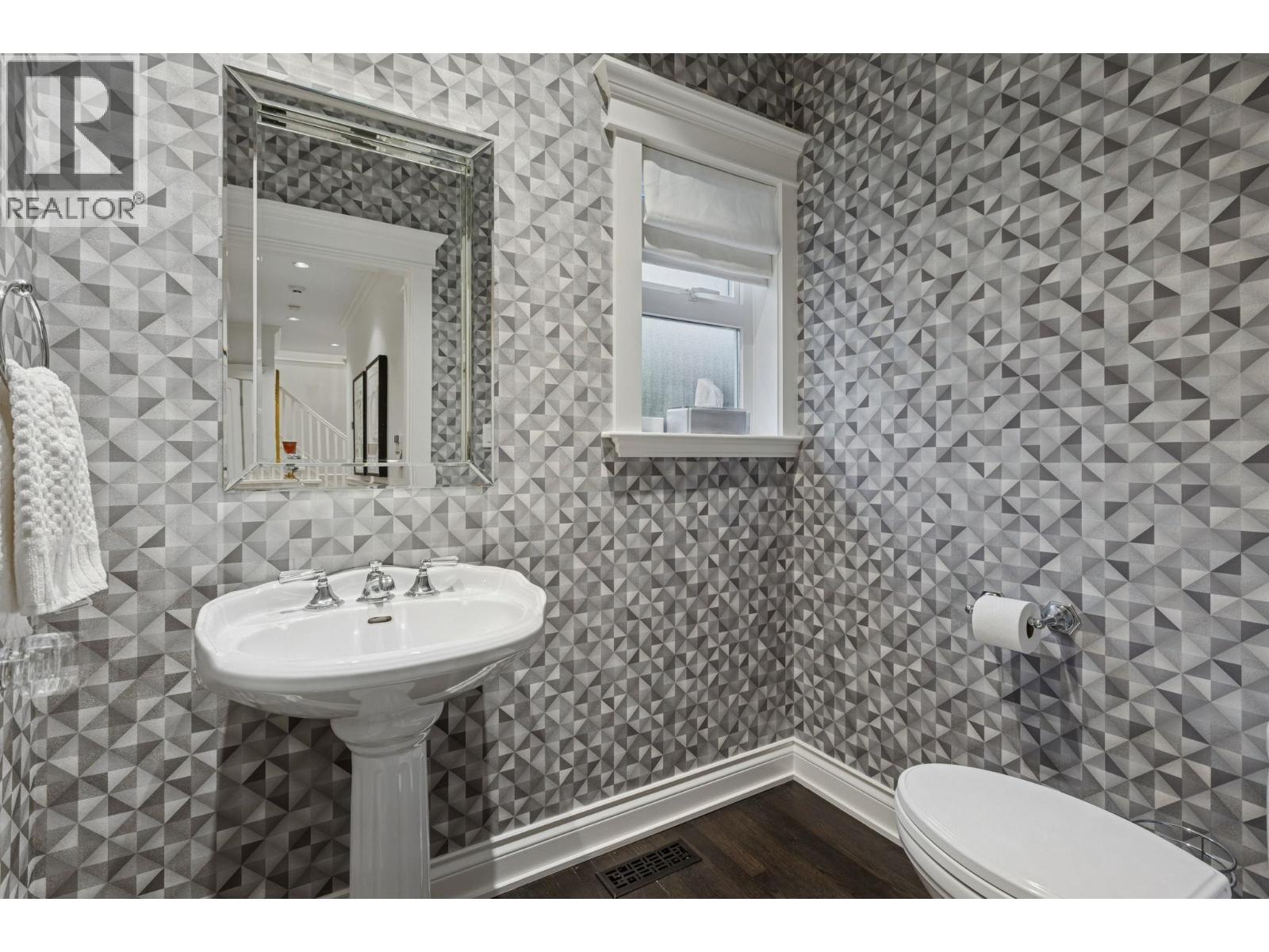 4081 Woodbury Avenue, North Vancouver, British Columbia  V7N 3N4 - Photo 20 - R3092533