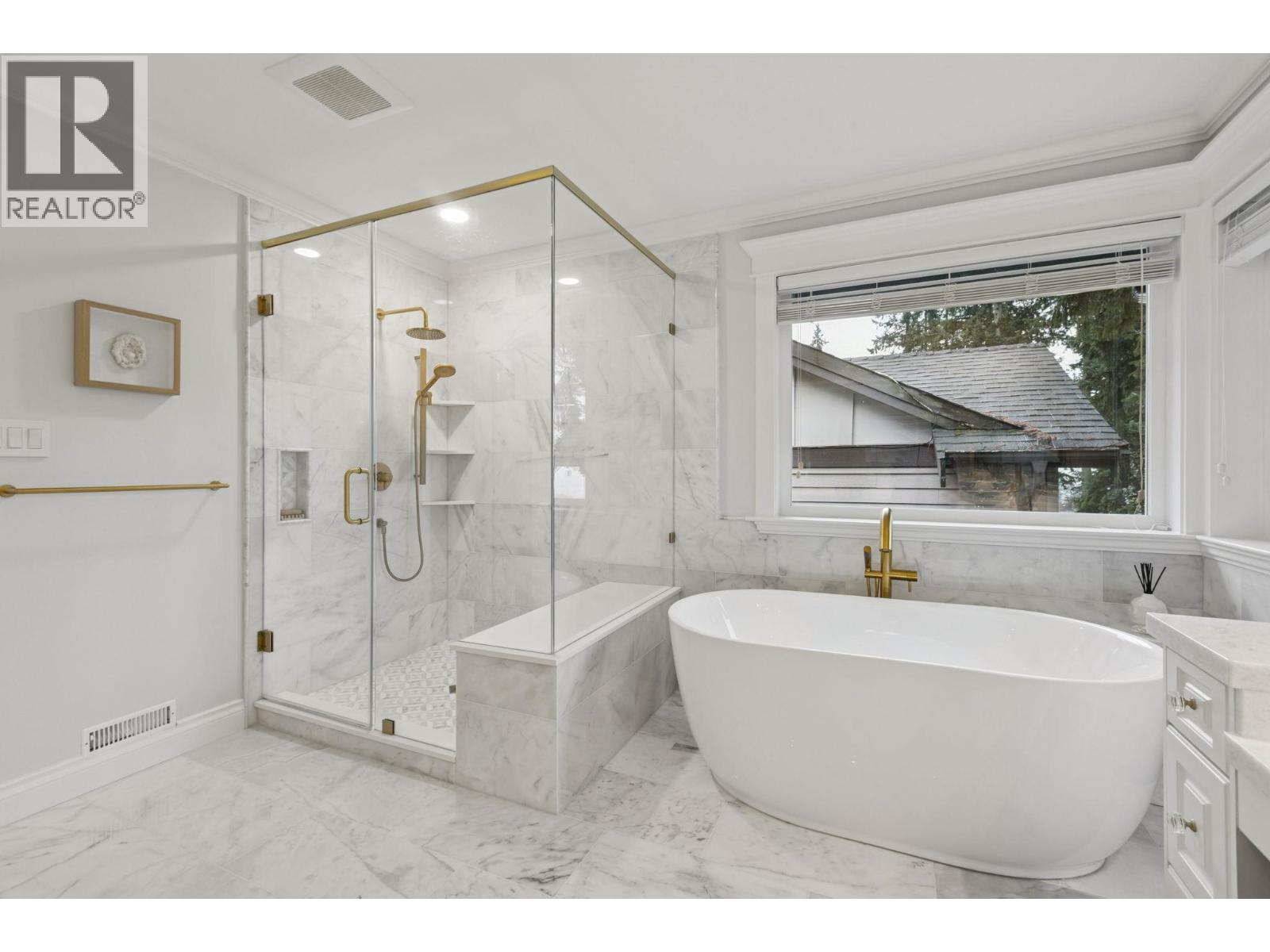 4081 Woodbury Avenue, North Vancouver, British Columbia  V7N 3N4 - Photo 26 - R3092533