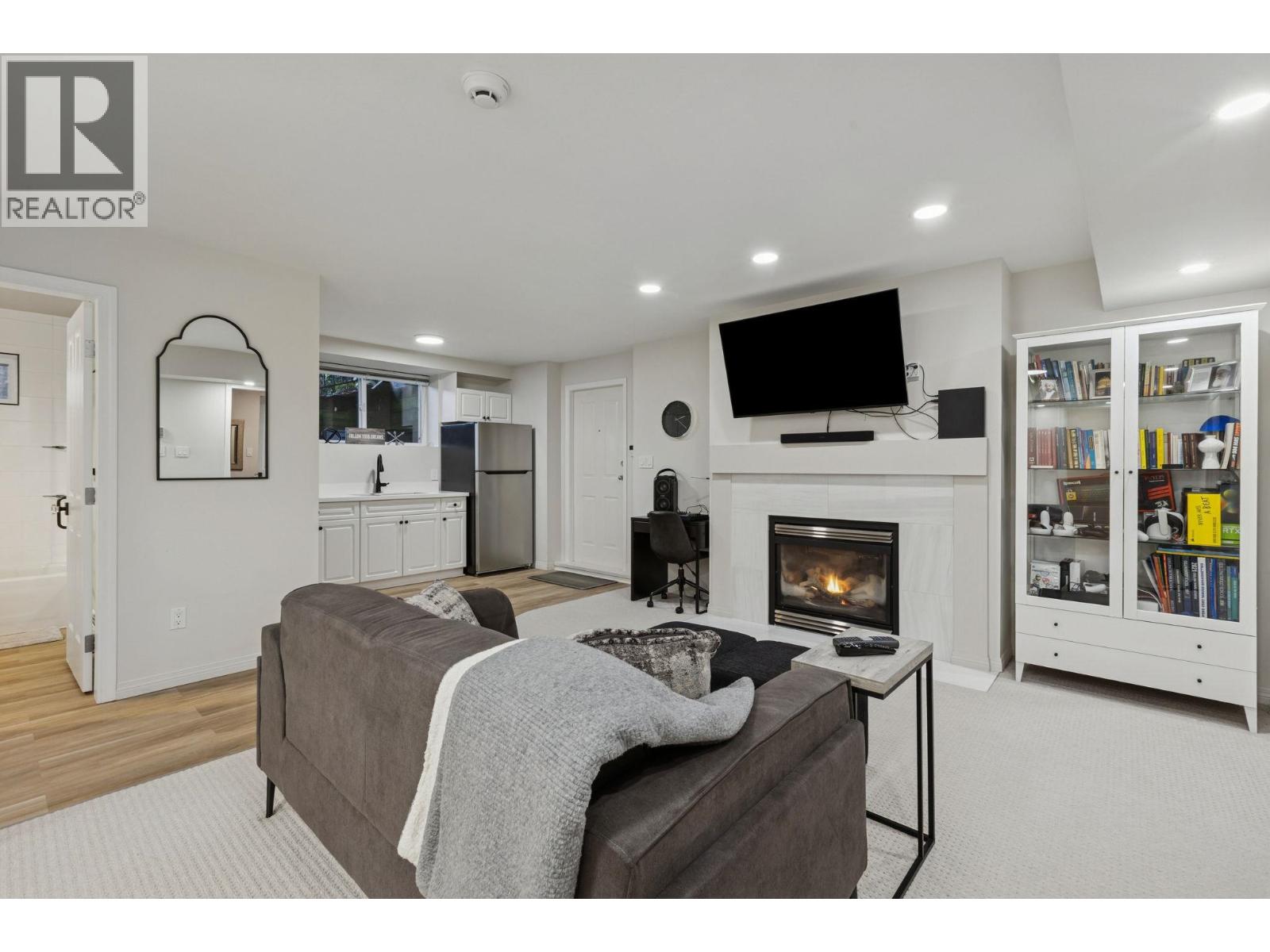 4081 Woodbury Avenue, North Vancouver, British Columbia  V7N 3N4 - Photo 37 - R3092533