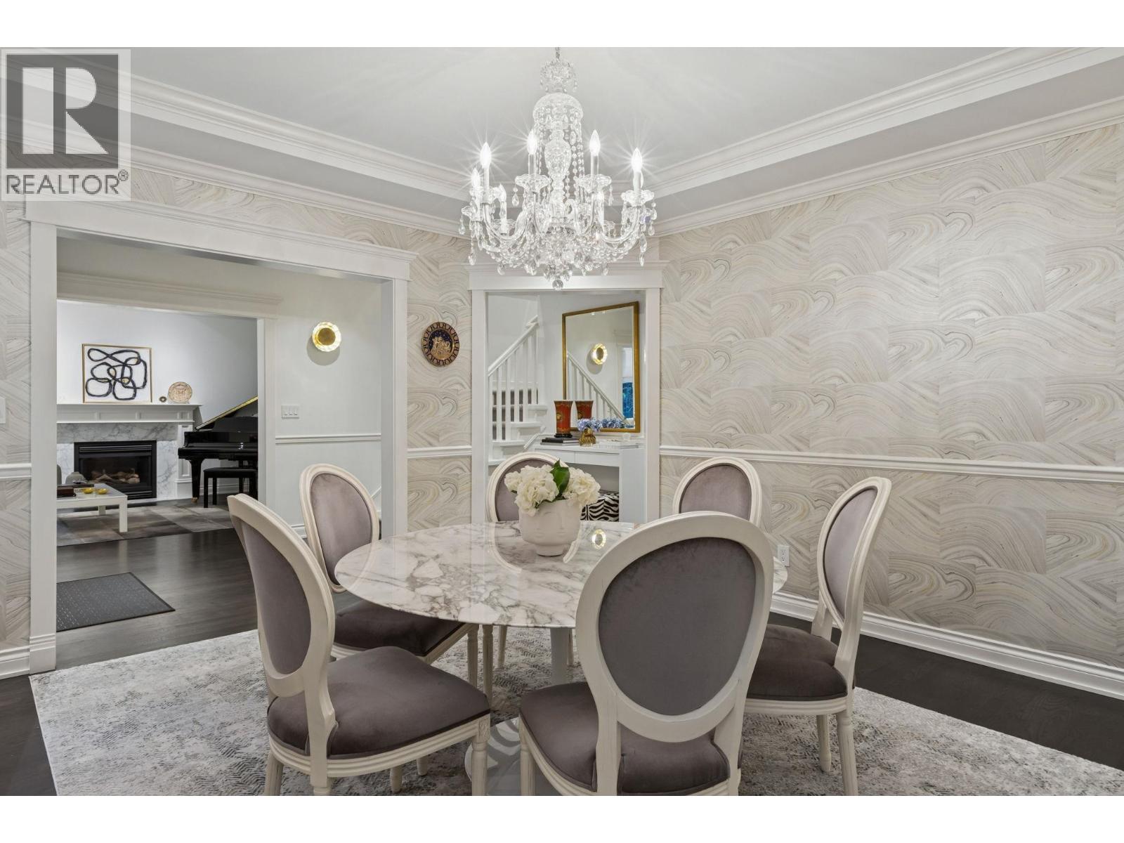 4081 Woodbury Avenue, North Vancouver, British Columbia  V7N 3N4 - Photo 6 - R3092533