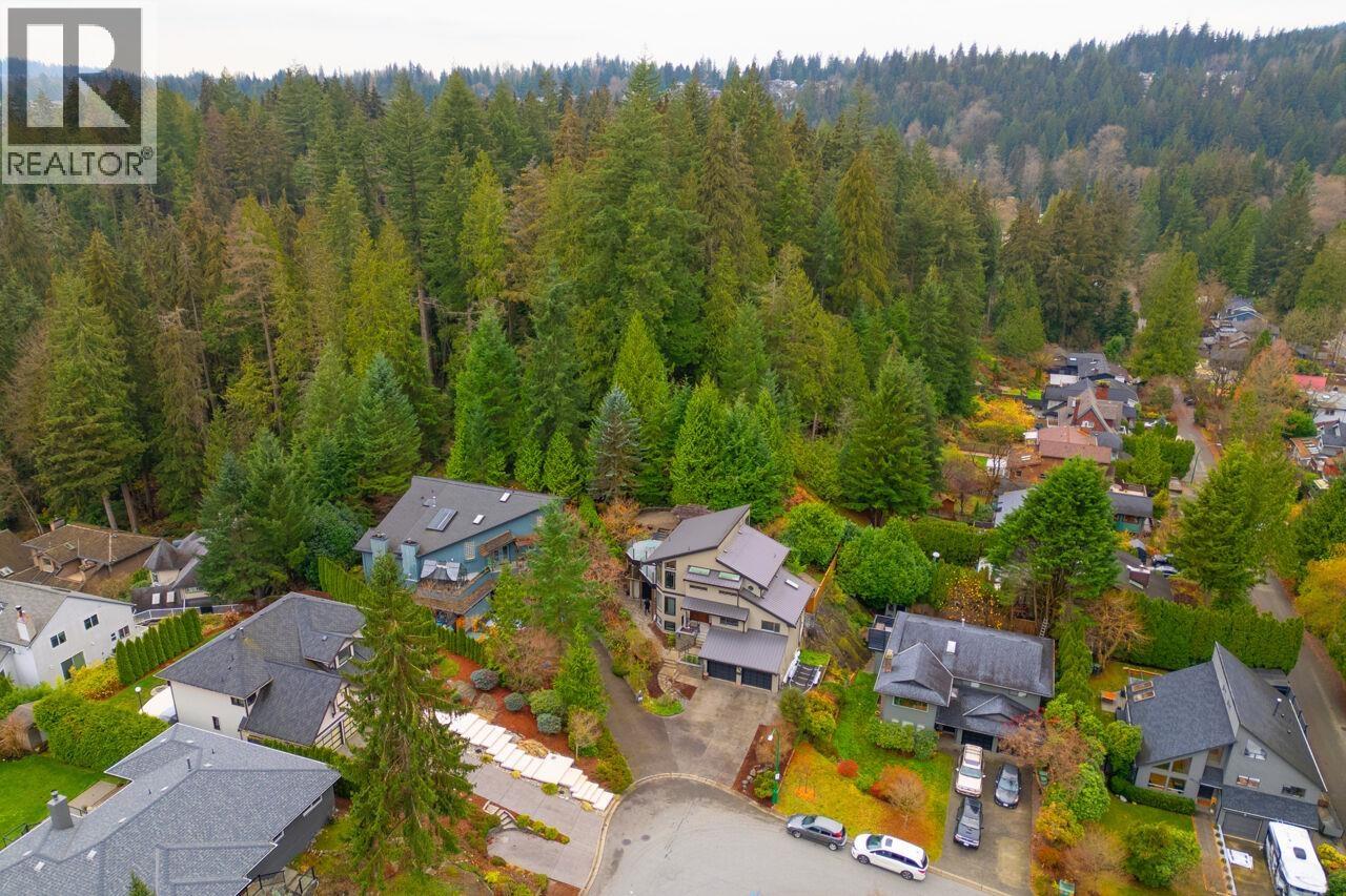 1605 Lockehaven Road, North Vancouver, British Columbia  V7G 2H3 - Photo 38 - R3092540