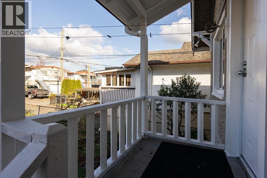 2867 E Georgia Street, Vancouver, British Columbia  V5K 2K3 - Photo 27 - R3092582