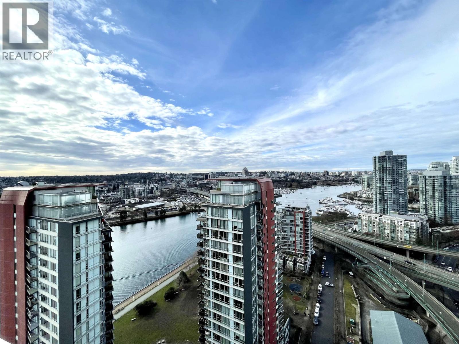 31** 33 Smithe Street, Vancouver, British Columbia  V6B 0B5 - Photo 1 - R3092556