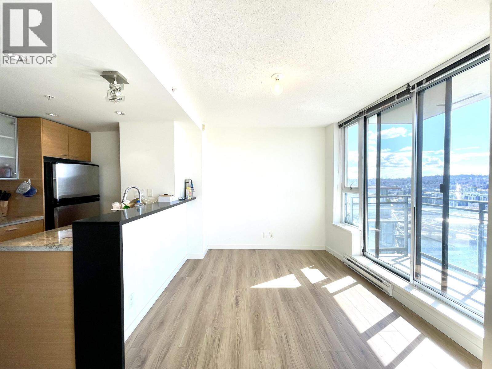 31** 33 Smithe Street, Vancouver, British Columbia  V6B 0B5 - Photo 2 - R3092556