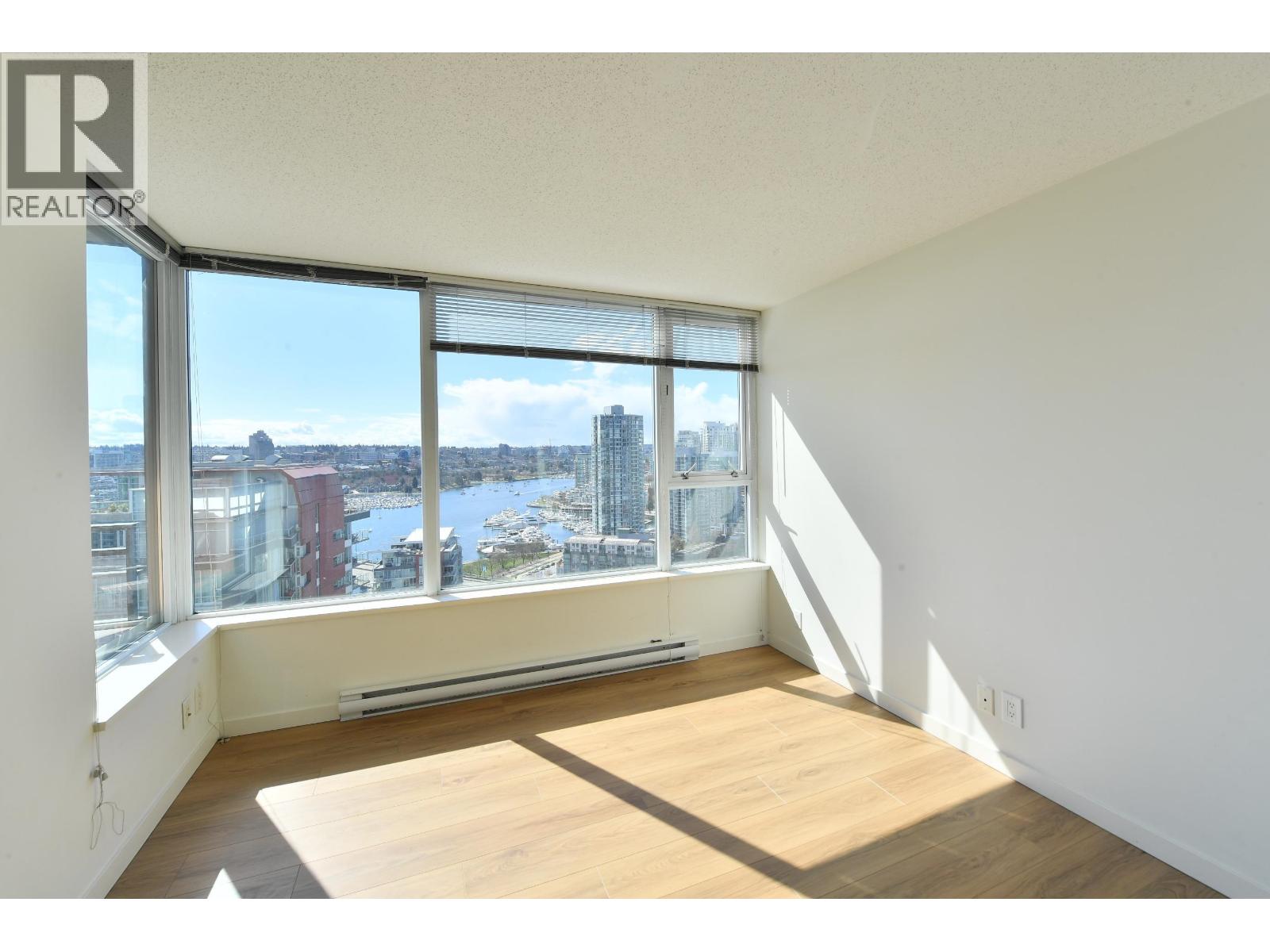 31** 33 Smithe Street, Vancouver, British Columbia  V6B 0B5 - Photo 5 - R3092556