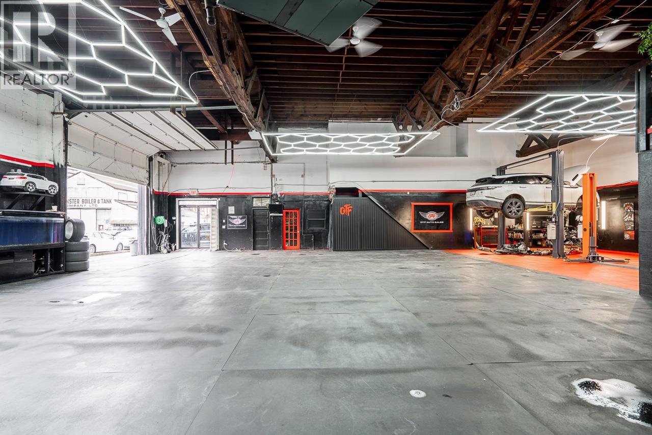 1037 Auckland Street, New Westminster, British Columbia  V3M 4C7 - Photo 6 - C8076438