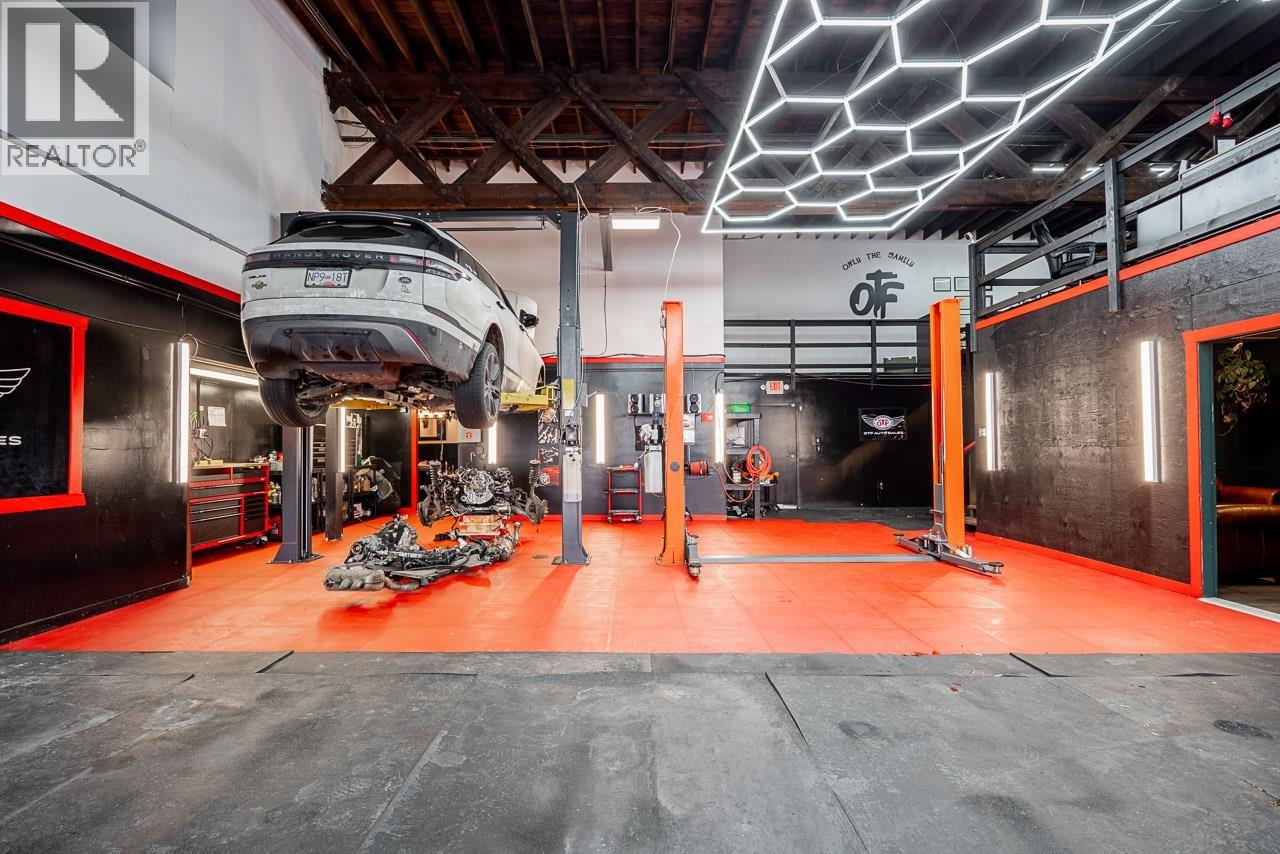 1037 Auckland Street, New Westminster, British Columbia  V3M 4C7 - Photo 8 - C8076438