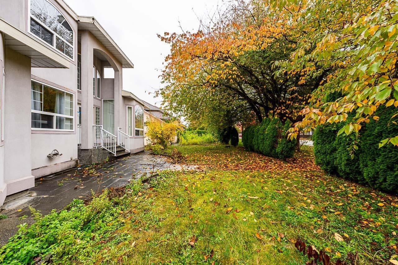 10132 156 Street, Surrey, British Columbia  V3R 4L5 - Photo 2 - R3092479