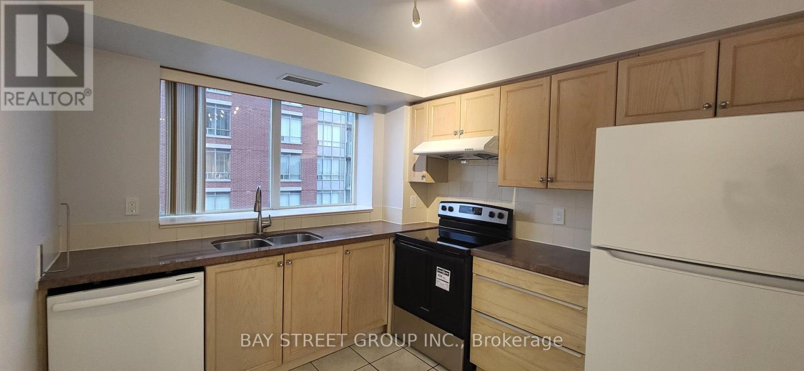 1110 - 2 Clairtrell Road, Toronto, Ontario  M2N 7H5 - Photo 12 - C12813026